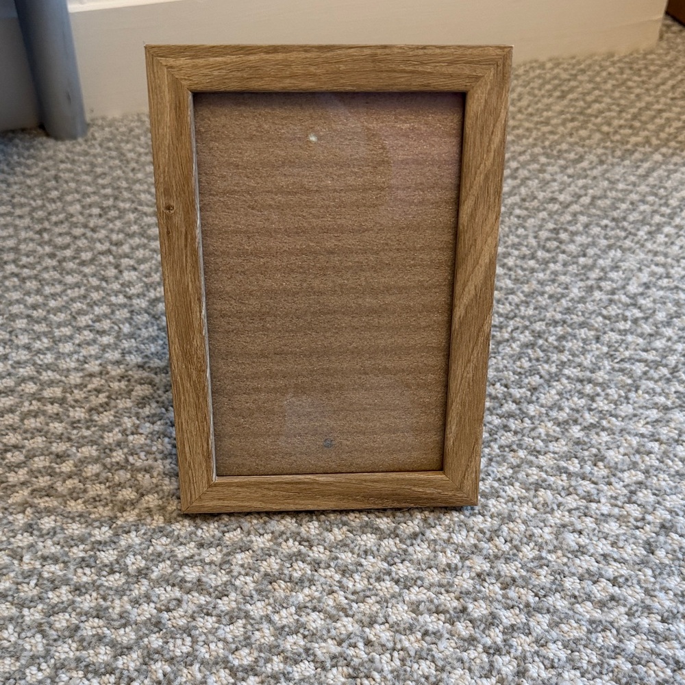 Room Essentials Natural Oak-Look Wood Picture Frame - 4x6